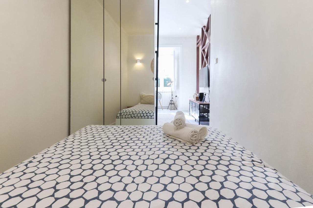 Appartamento Bright Santa Catarina By Homing Lisbona Esterno foto
