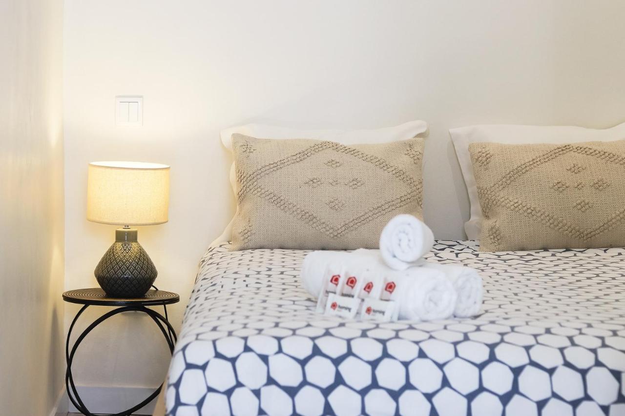 Appartamento Bright Santa Catarina By Homing Lisbona Esterno foto